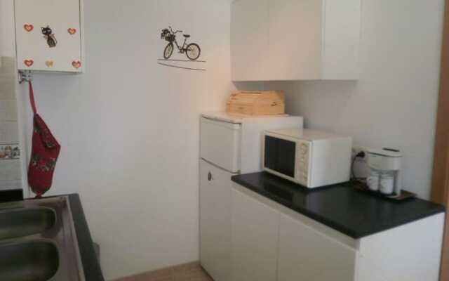 Apartamentos Carabeo Canovas Nerja