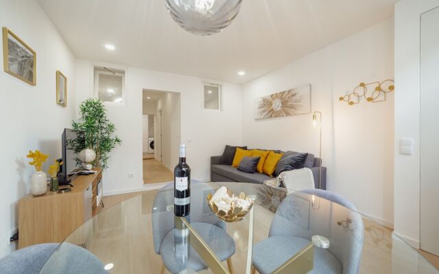 Lapa Stylish Apartment A by Vacationy