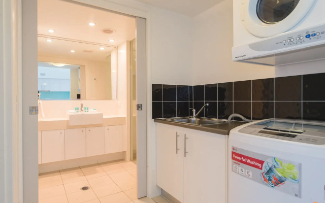 Beaches on Lammermoor Apartments