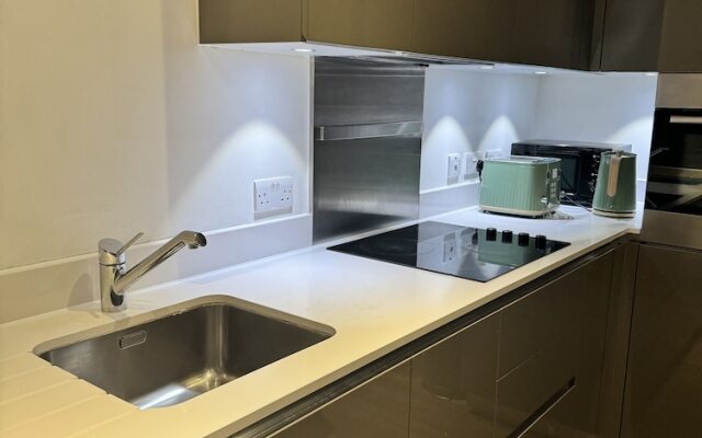 Phoenix 2 Bedroom Apartment in london