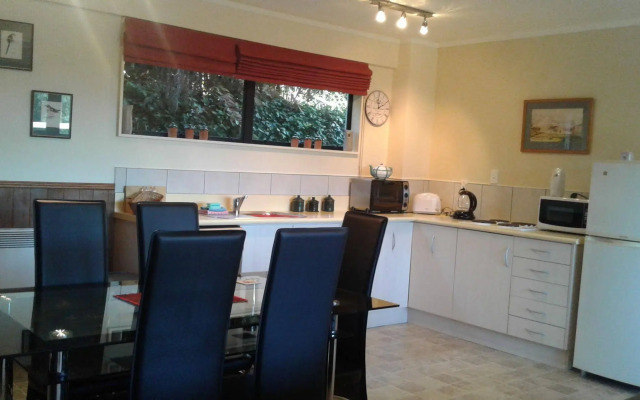 Karamu Valley Lodge
