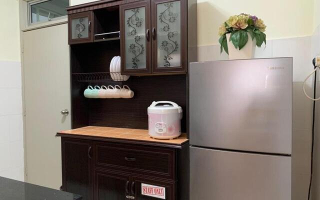 Tebrau City Residence,Warm Suite by HomestayJB