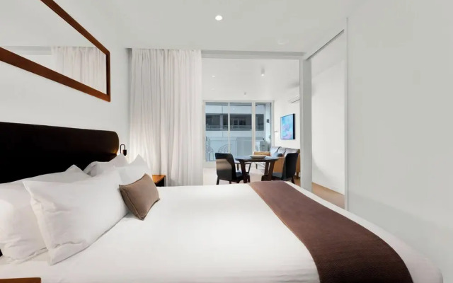 Claremont Suite 610