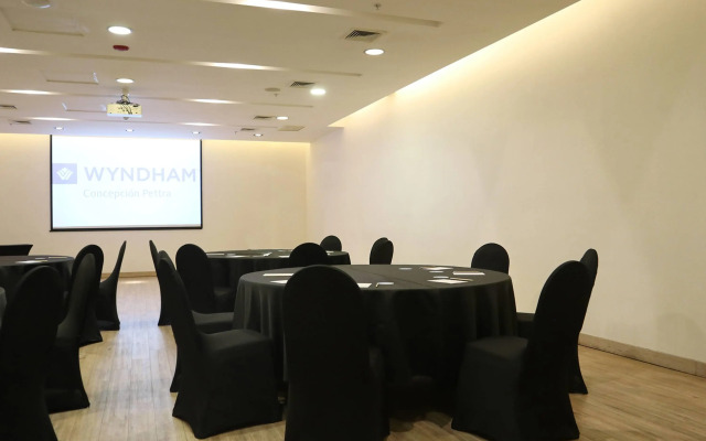 Wyndham Concepcion Pettra