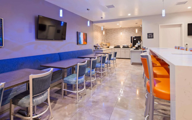 Clarion Pointe El Cajon San Diego East