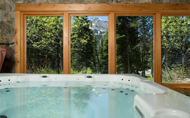Big Sky - Little Plume Lodge
