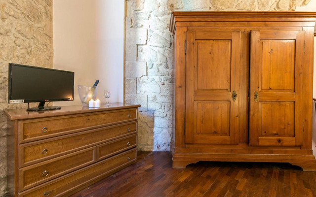 Chiesa Greca B&B Suites