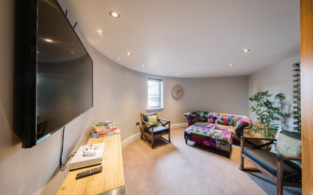 Carus House @ Carus Green