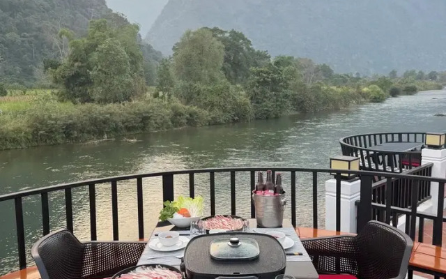 Phalai view hotel