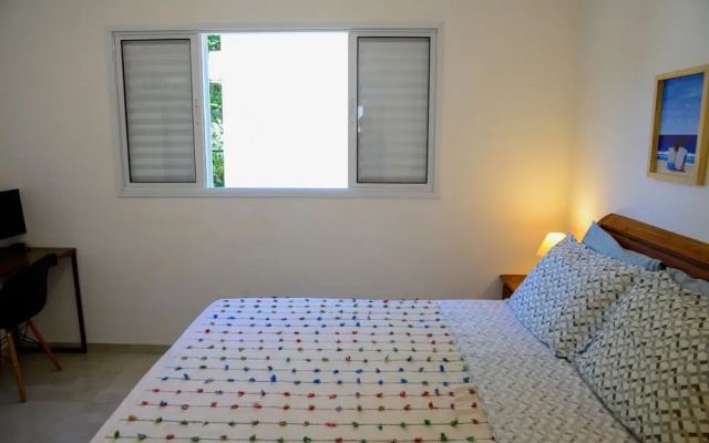 Casa c Piscina a 150m da Praia de Boi Ucanga