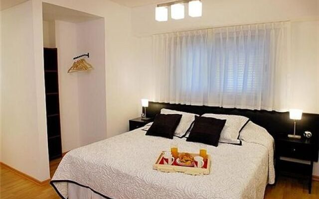 BA Tango Apartments