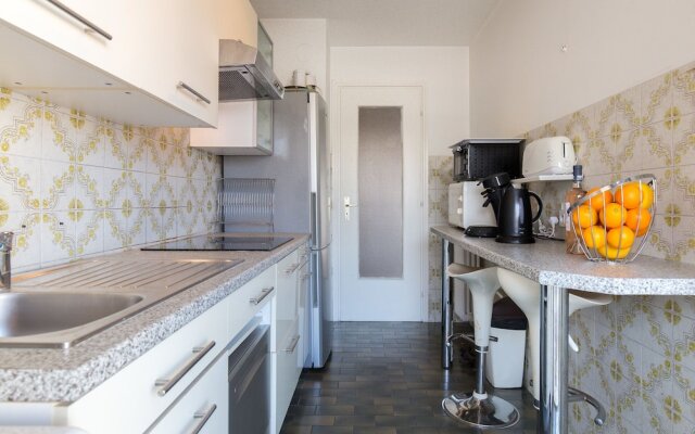 Palais Royal YourHostHelper