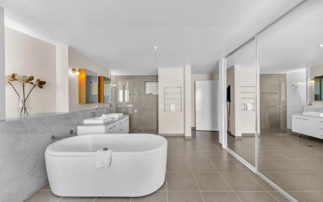 Whitsunday Reflections Apartments
