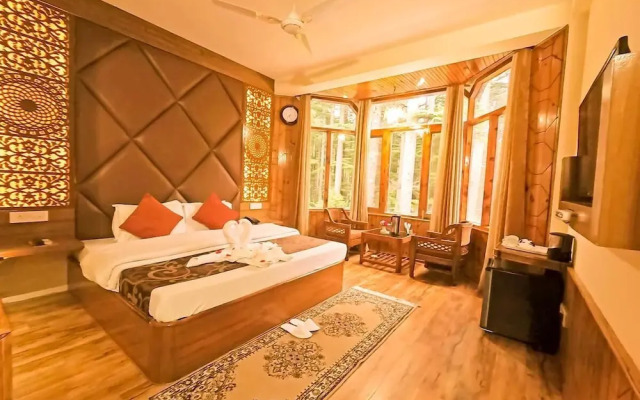 OYO 13836 Hotel Manu Vatika