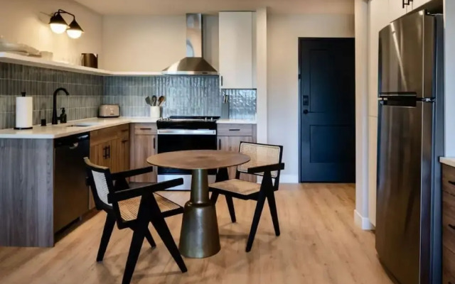 The Dylin by Mint House