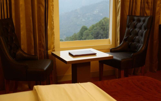1 BR Guest house in Tutikandi, Shimla, by GuestHouser (DED4)