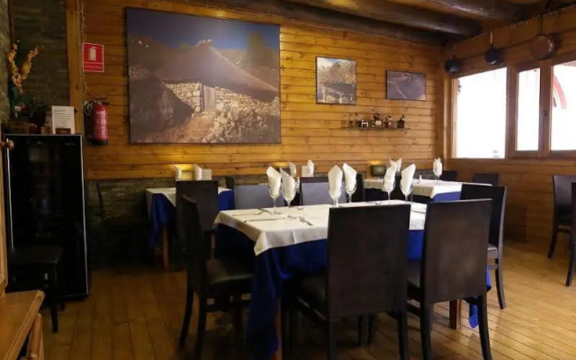 Hostal Mont Royal
