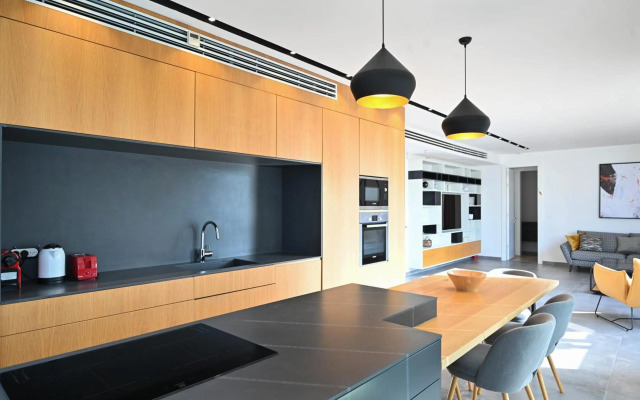 Taverna by HolyGuest