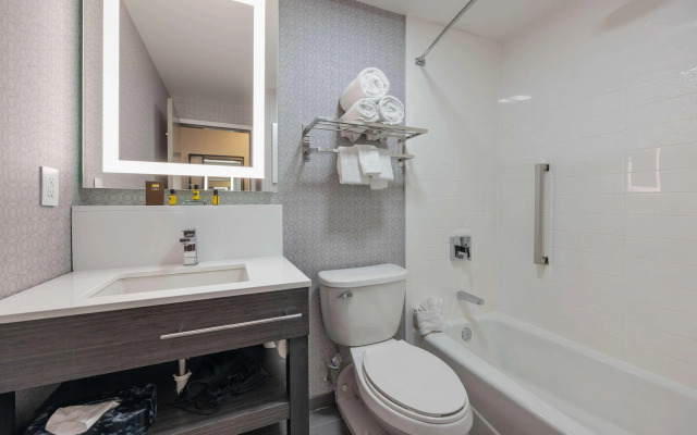 Best Western Downtown Plus Music Row