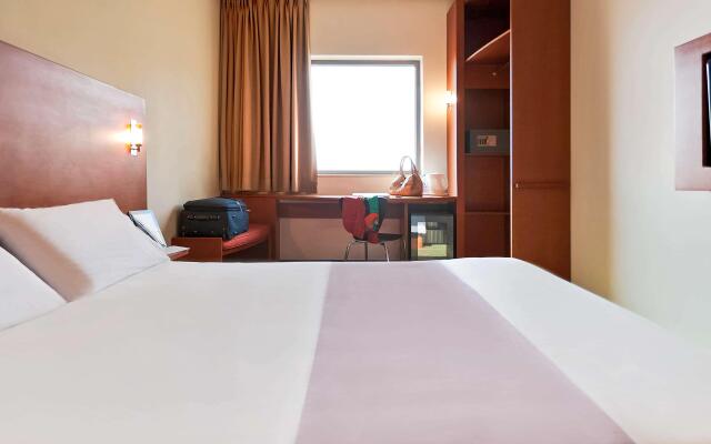 Ibis Amman