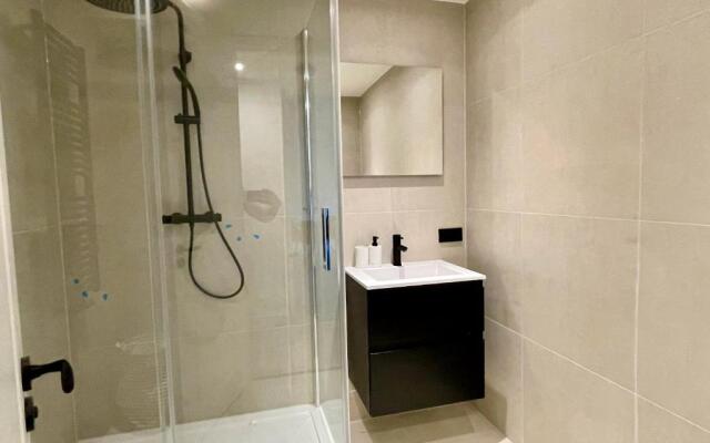 Beautiful 1 Bedroom Serviced Apartment 76m2 -MNL B-