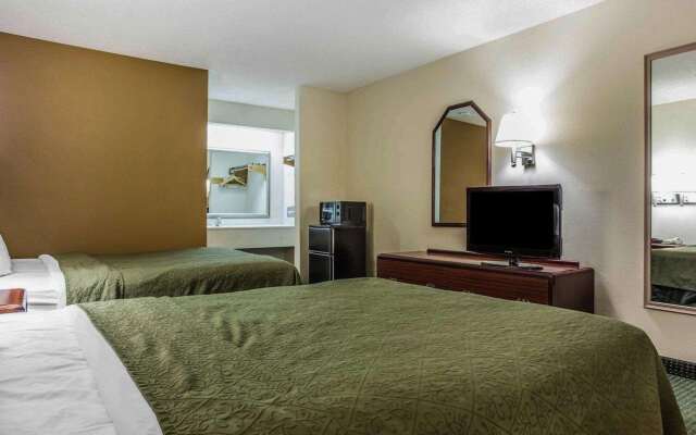 Quality Inn & Suites Stockbridge Atlanta South I-75