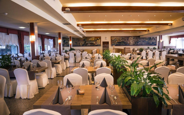 Grand Hotel Adriatic I