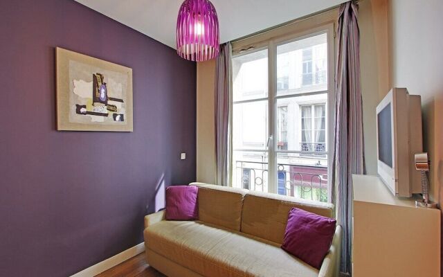 S03909 - Charming studio for 2 people, two steps away from the Marais