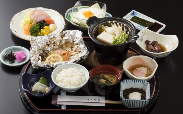 Wakura Onsen Hamazuru