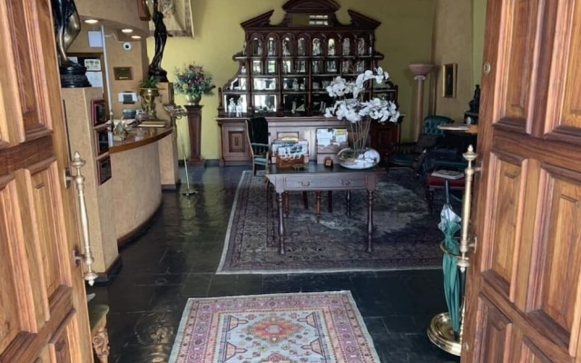 Whistletree Manor