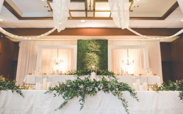 Crowne Plaza Hotel Dayton