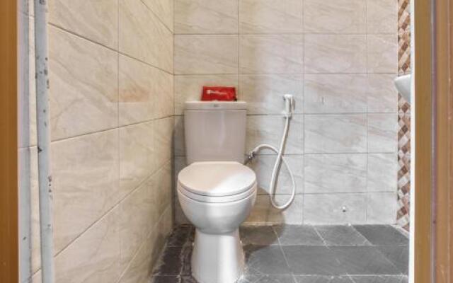 OYO 188 Wisma Nely Murni Guesthouse