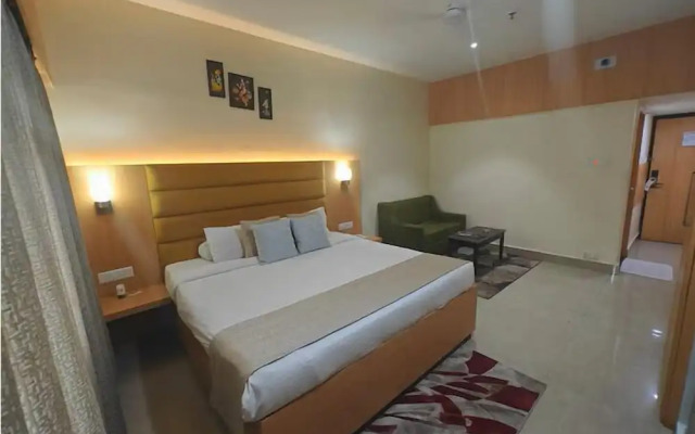 Hotel Radhika Regency