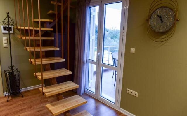 Nikole's Villa By The Sea 2