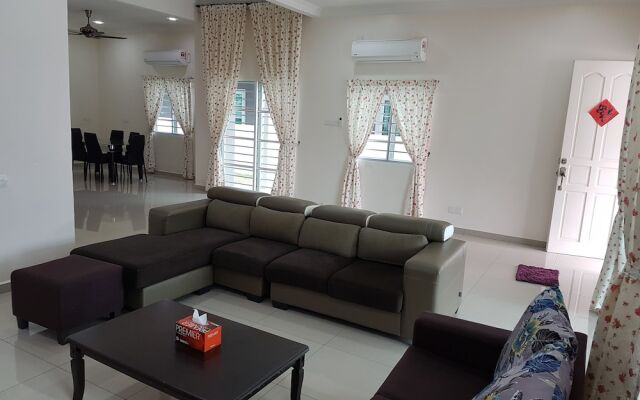 Sitiawan Homestay