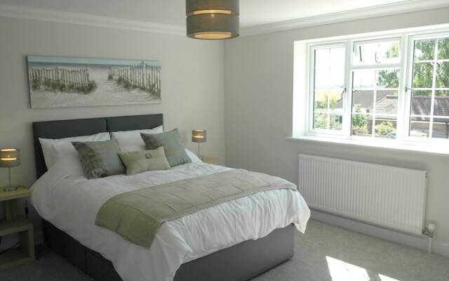 Westhampnett House , Chichester 492113
