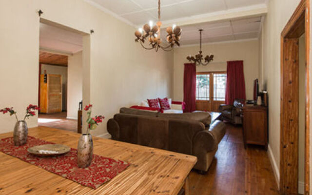 Whale Coast Lodge