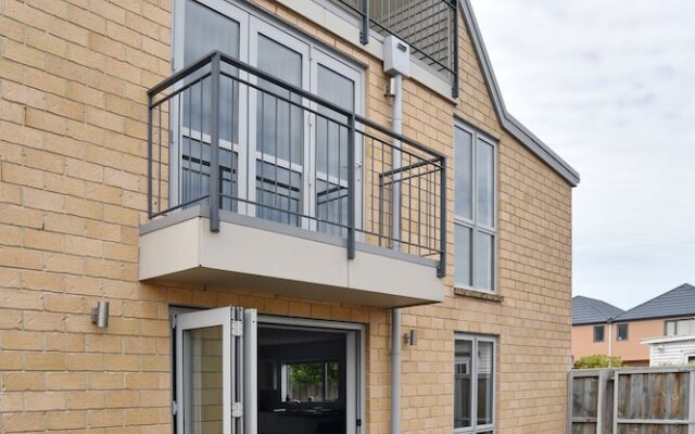 Regents 94B - Christchurch Holiday Homes