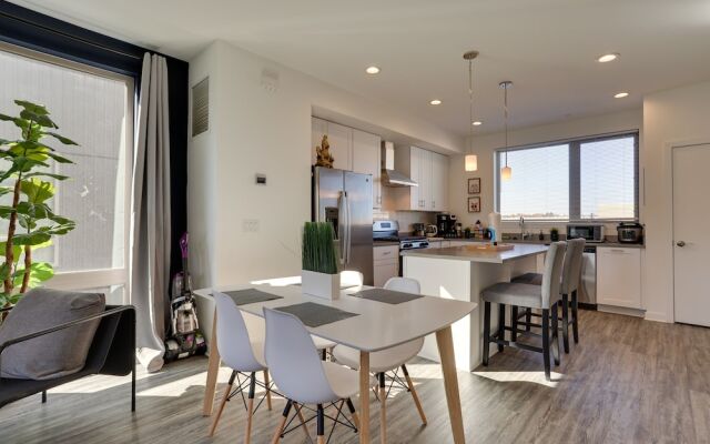 4 Mi to Center City: Philly Home w/ Rooftop Deck