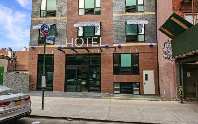 Casa Blanca Hotel Brooklyn