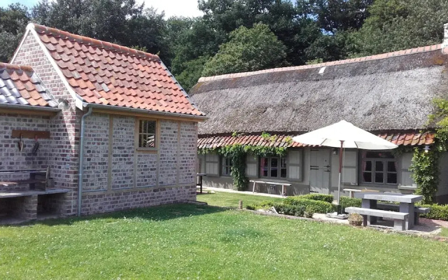 Tranquil Home With BBQ