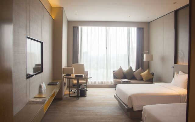 Golden Eagle Summit Hotel Nanjing China