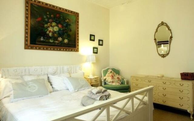 Canal Cottage