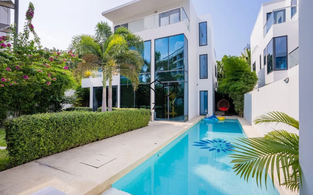 Yizen VIP Luxury Palm Springs Villas