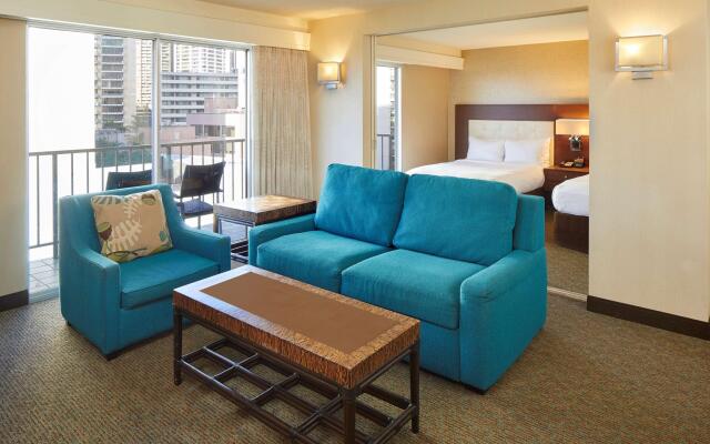 DoubleTree by Hilton Hotel Alana - Waikiki Beach