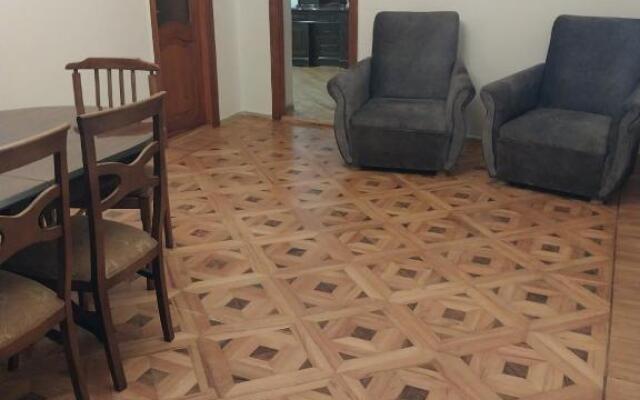 Apartment close to Rioni River