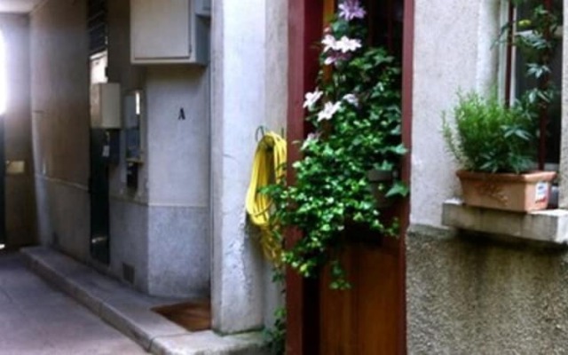 Urban Chic Montmartre Loft