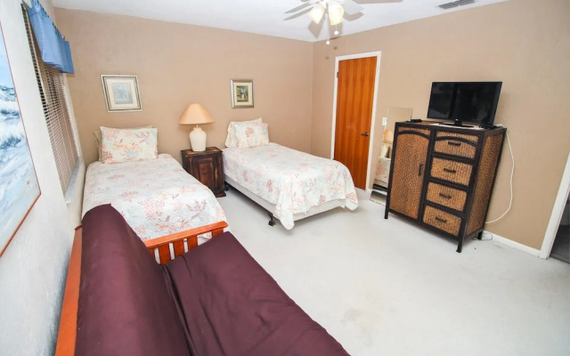 Oceanside Village D2