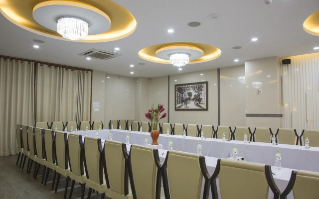 Nicecy Hotel - Bui Thi Xuan Street