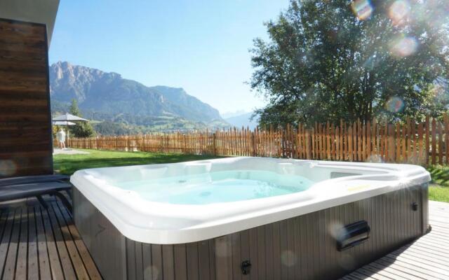 Alpuris Your Boutique Suite